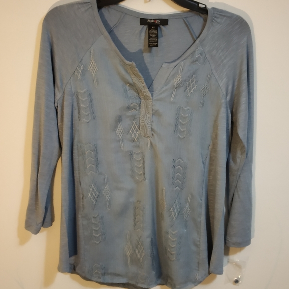 Style & Co - Picture 3 of 5